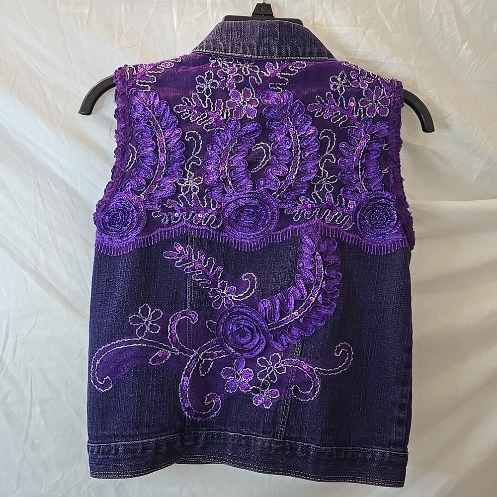 Purple Dyed Levi Strauss & Co Button-Up Vest W/Lace & Floral Embellishment Rodeo